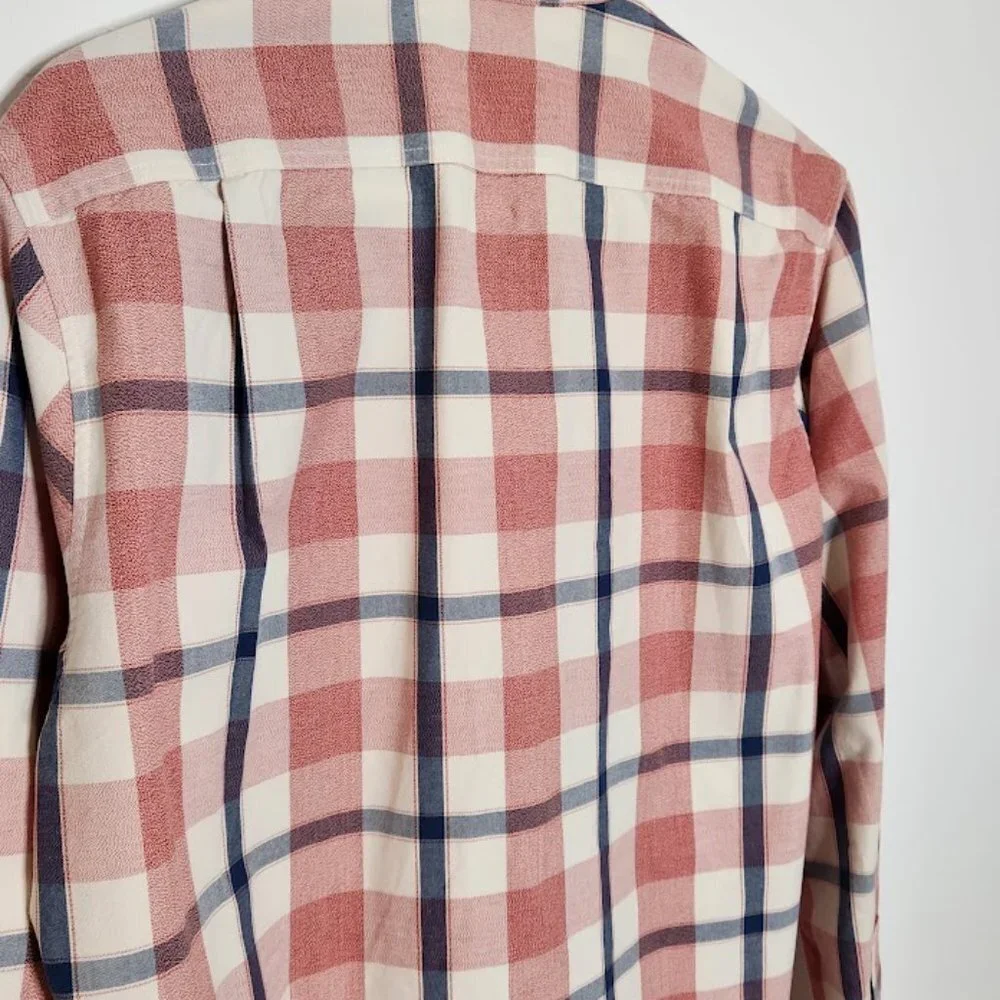 J. Crew Men's Long Sleeve Button Down Size Med - Picture 5 of 6